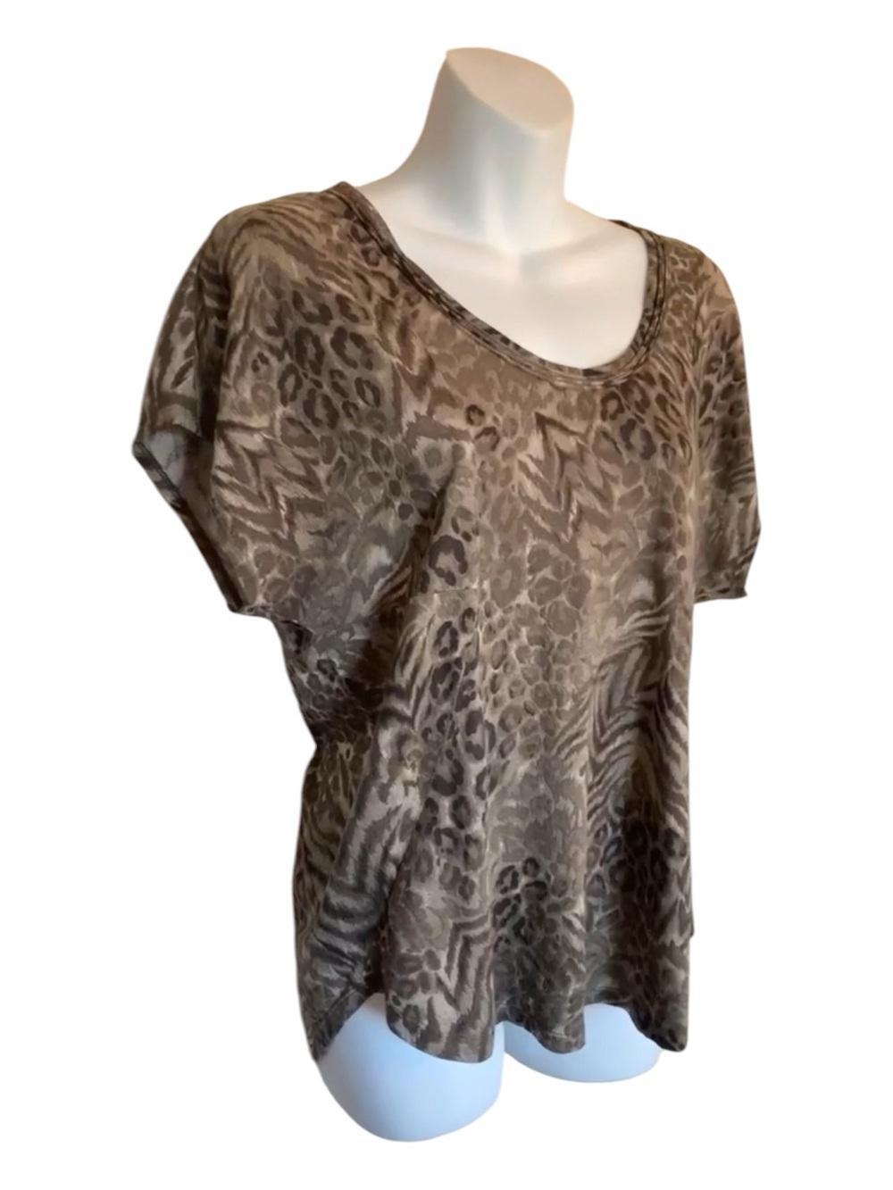 Rebecca Taylor tee Women's S, tan/taupe leopard, cap sleeve, round tail. Euc
